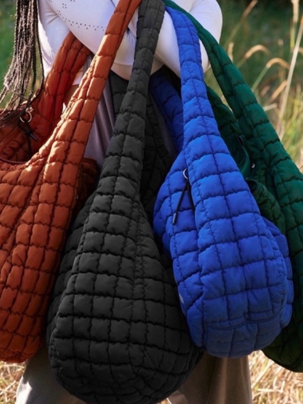 FP Movement by Free People Glossy Quilted Black Patent Shoulder/Gym Bag! - Picture 8 of 9